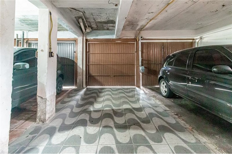 Apartamento com 2 dormitórios á 450m da Av Baltazar De Oliveira Garcia Lopes Teixeira Porto Alegre - 