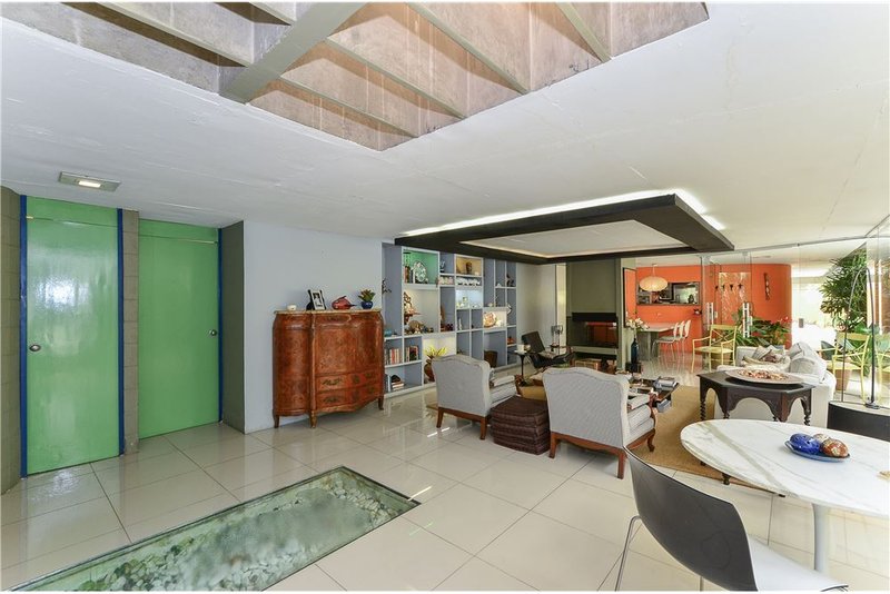 Casa no Brooklin com 367m² Emboabas São Paulo - 