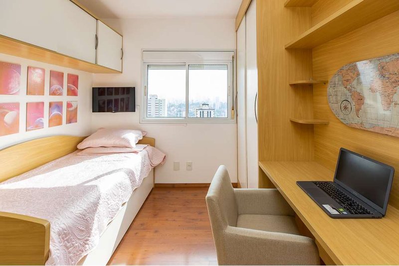 Apartamento na Saúde com 3 dormitórios 97m² Itapiru São Paulo - 