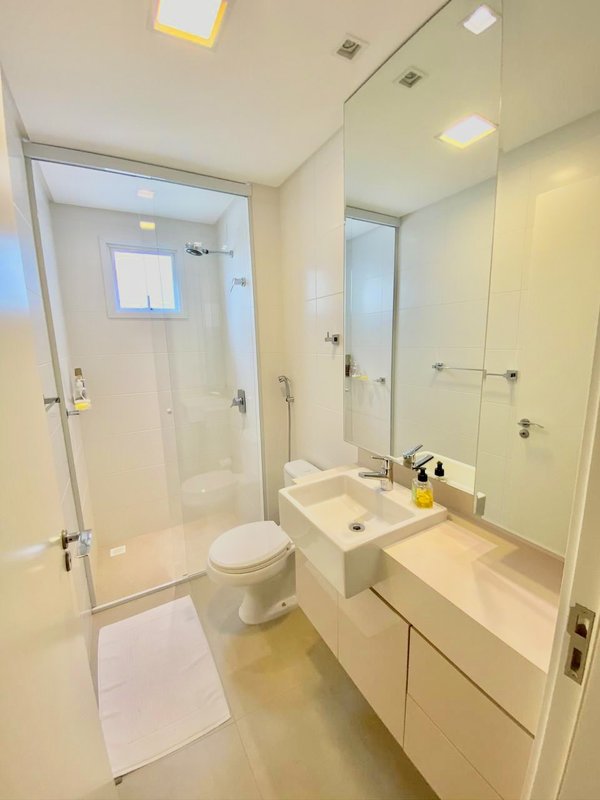 APARTAMENTO MOBILIADO COM 1 SUÍTE MAIS 1 DORMITÓRIO NO CENTRO - Brusque - 