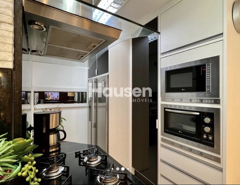 APARTAMENTO MOBILIADO COM 1 SUÍTE MAIS 2 DORMITÓRIOS NO BAIRRO SÃO LUIZ - Brusque - 