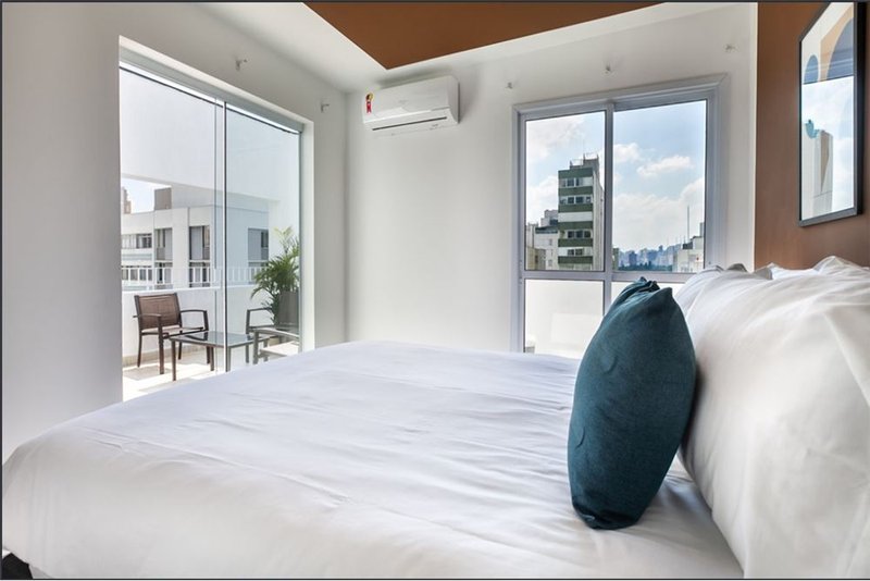Apartamento no Itaim Bibi com 2 dormitórios 115m² Pedroso de Alvarenga São Paulo - 