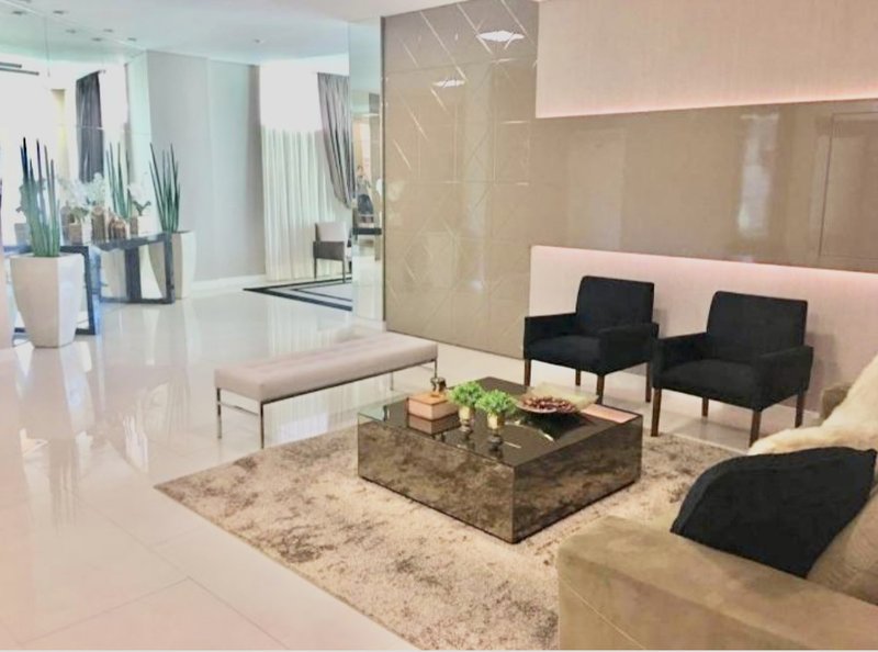 APARTAMENTO COM 1 SUÍTE MAIS 2 DORMITÓRIOS NO CENTRO - Brusque - 