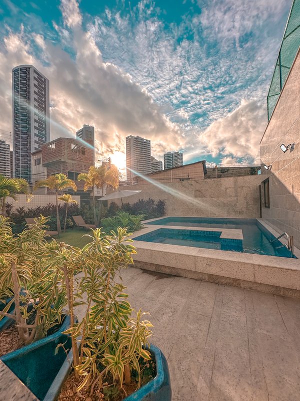Apartamento para alugar com 3 suites e varanda gourmet, 63m² por R$ 3.500,00 Rua Dona Benvinda de Farias Recife - 
