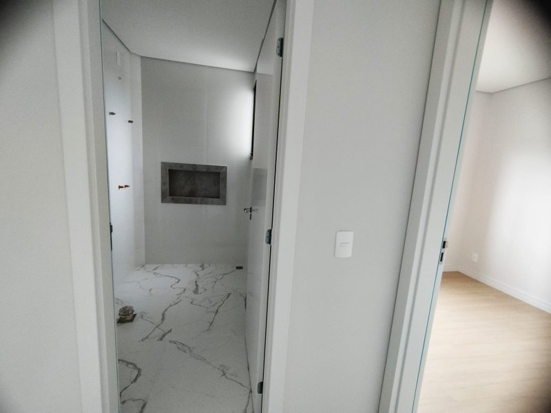 APARTAMENTO COM 2 SUÍTES NO BAIRRO PRIMEIRO DE MAIO - Brusque - 