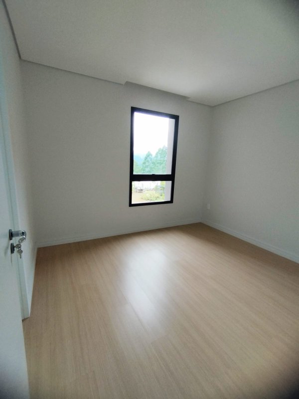 APARTAMENTO COM 2 SUÍTES NO BAIRRO PRIMEIRO DE MAIO - Brusque - 