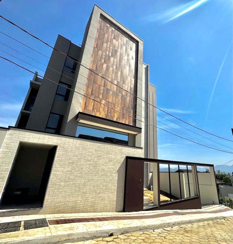 APARTAMENTO COM 2 SUÍTES NO BAIRRO PRIMEIRO DE MAIO - Brusque - 