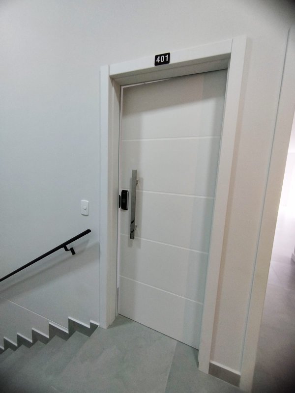 APARTAMENTO COM 2 SUÍTES NO BAIRRO PRIMEIRO DE MAIO - Brusque - 