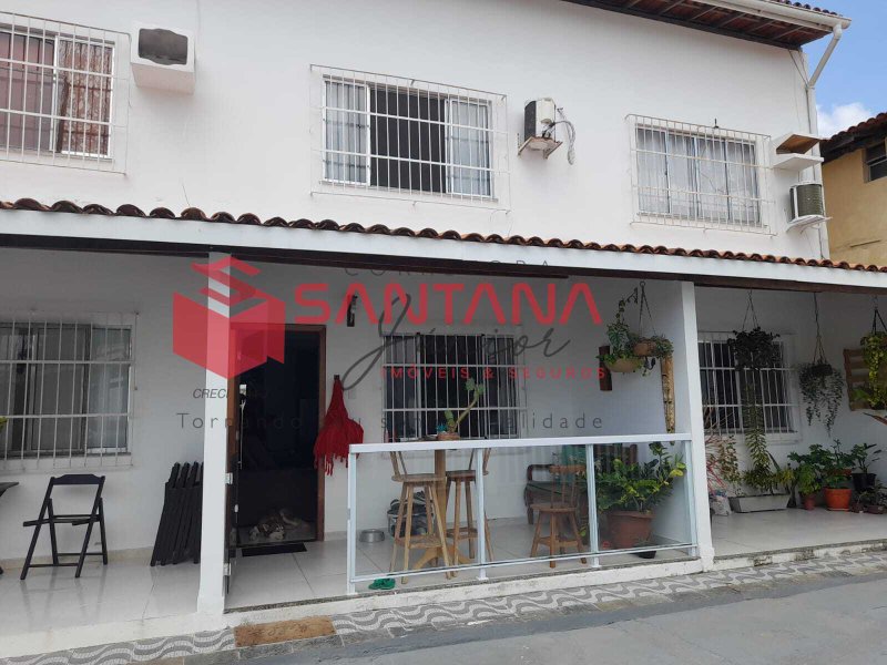 Casa em condomínio em Lauro de Freitas  (INDISPONÍVEL) Rua Itagibá  Lauro de Freitas - 