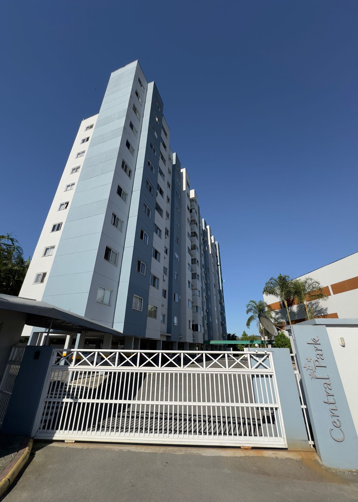 Apartamento no &uacute;ltimo andar  Timbó - 