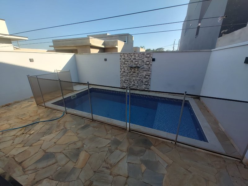 Casa Exclusiva com piscina no Condomínio YPES 3, Tatuí - SP  Tatuí - 