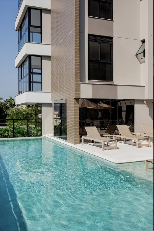 APARTAMENTO COM 3 SUÍTES NO CENTRO - Brusque - 