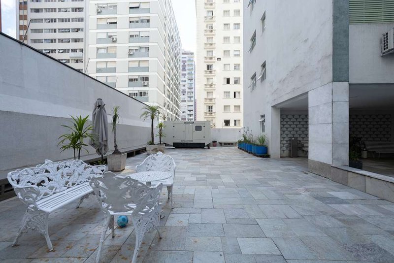 Apartamento no Itaim Bibi com 228m² Pedroso Alvarenga São Paulo - 