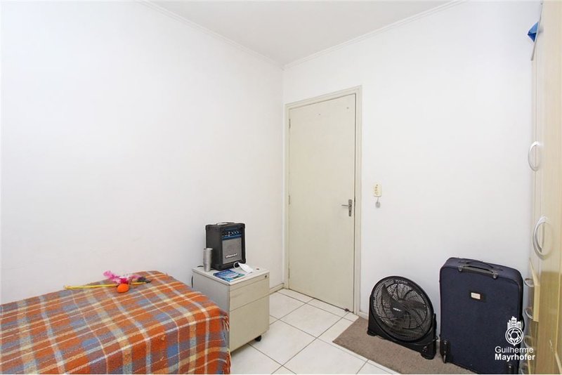 Apartamento BVAG 1590 Apto 612501019-203 1 suíte 74m² Anita Garibadi Porto Alegre - 