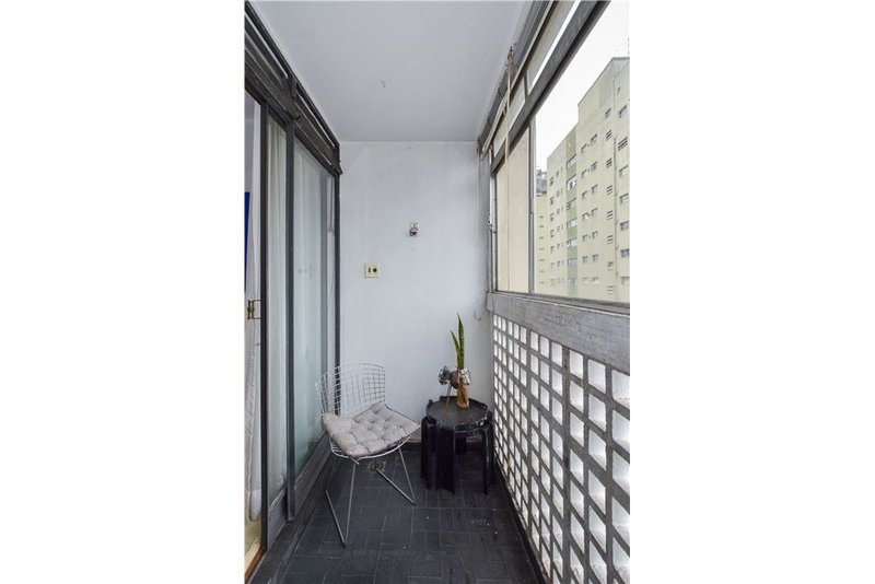 Apartamento na Vila Mariana com 85m² Domingos de Morais São Paulo - 
