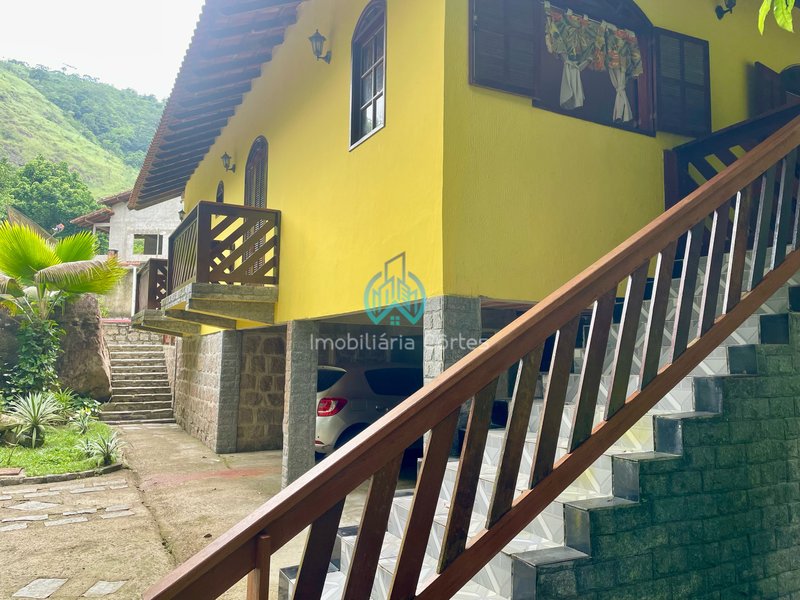 Casa em condomínio à venda por R$ 640.000,00 no Limoeiro em Guapimirim /RJ Rua XVI Guapimirim - 