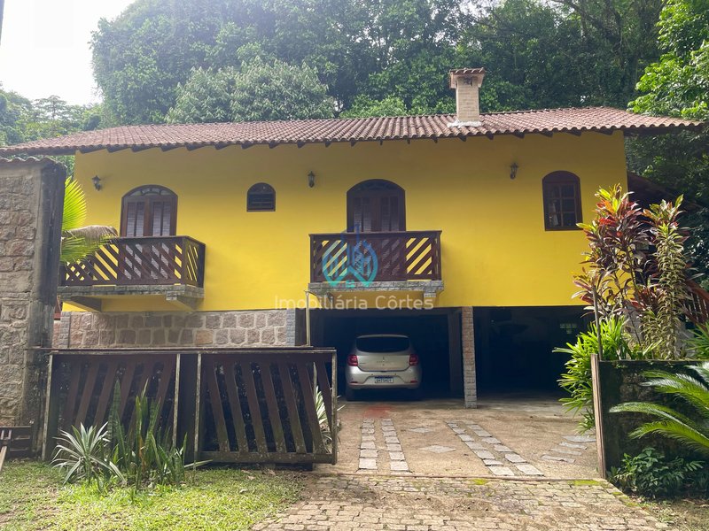 Casa em condomínio à venda por R$ 640.000,00 no Limoeiro em Guapimirim /RJ Rua XVI Guapimirim - 