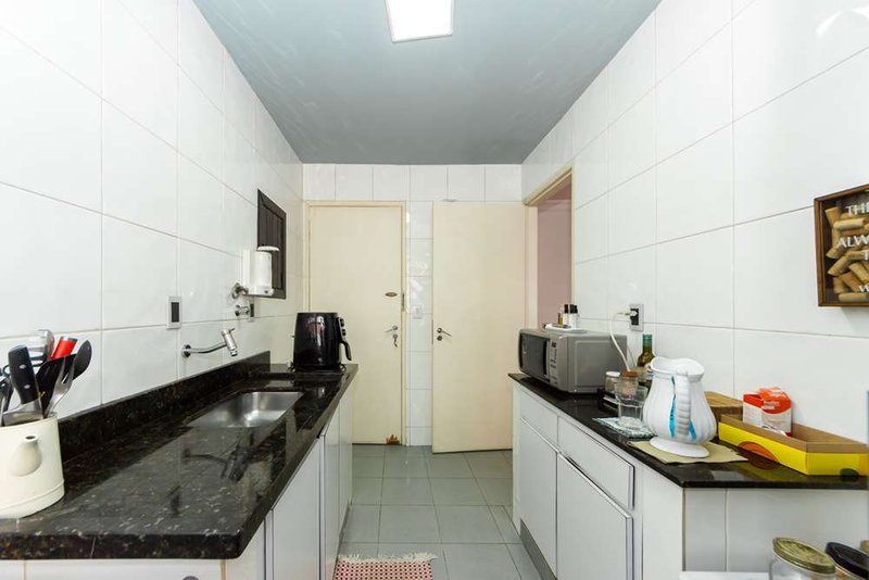 Apartamento no Itaim Bibi com 2 dormitórios 88m² Itacema São Paulo - 