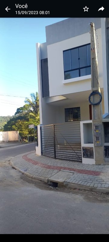 CASA COM 3 DORMITÓRIOS NO BAIRRO ÁGUAS CLARAS - Brusque - 