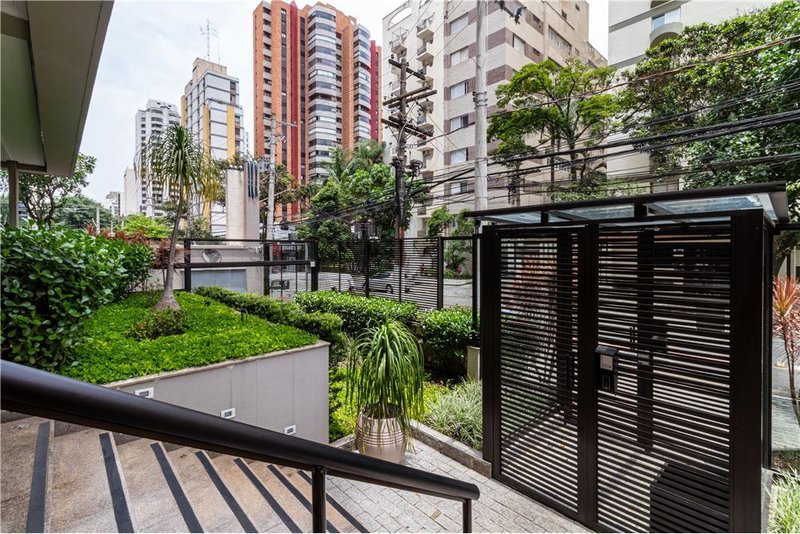Apartamento em Moema 117m² Rouxinol São Paulo - 
