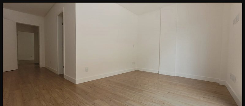 APARTAMENTO COM 1 SUÍTE MAIS 2 DORMITÓRIOS, E 2 VAGAS DE GARAGEM NO BAIRRO SOUZA CRUZ - Brusque - 
