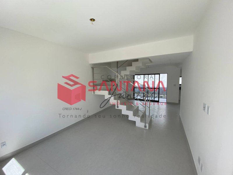 Casa para locação na Priscila Dutra Buraquinho  (INDISPONÍVEL) Rua Priscila B Dutra Lauro de Freitas - 