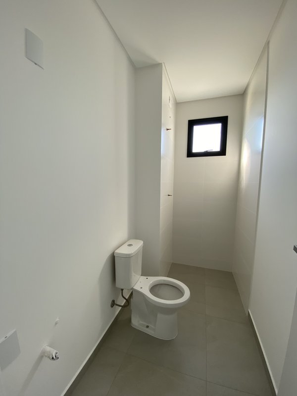 APARTAMENTO COM 2 SUÍTES, MAIS 2 VAGAS DE GARAGEM NO BAIRRO GUARANI - Brusque - 