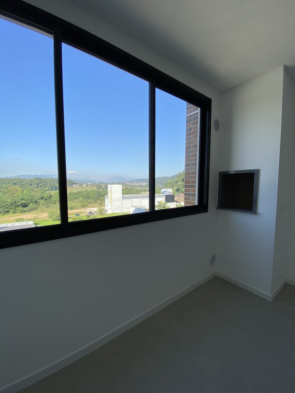 APARTAMENTO COM 2 SUÍTES, MAIS 2 VAGAS DE GARAGEM NO BAIRRO GUARANI - Brusque - 