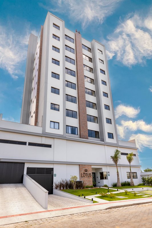 APARTAMENTO COM 2 SUÍTES, MAIS 2 VAGAS DE GARAGEM NO BAIRRO GUARANI - Brusque - 