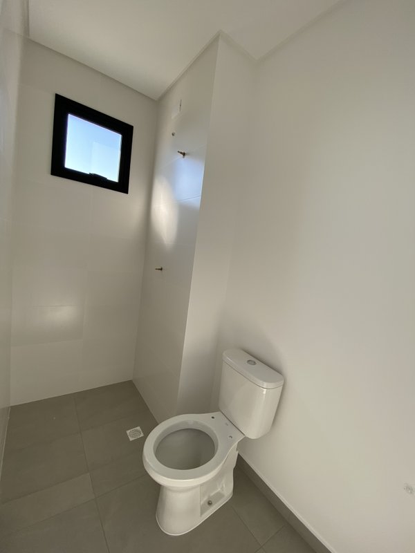 APARTAMENTO COM 2 SUÍTES, MAIS 2 VAGAS DE GARAGEM NO BAIRRO GUARANI - Brusque - 