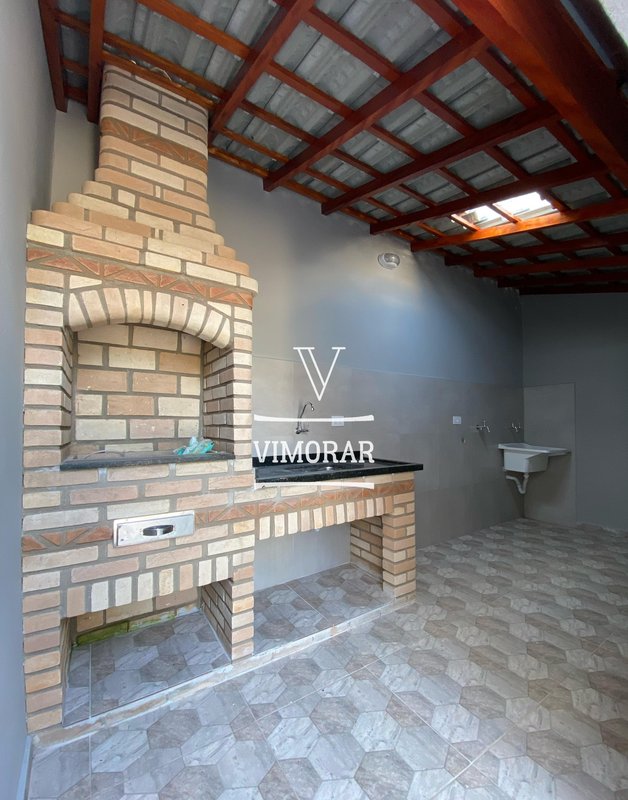 Casa 3 dormitórios sendo 1 suíte + 2 vagas de garagem - Itaquaquecetuba - 