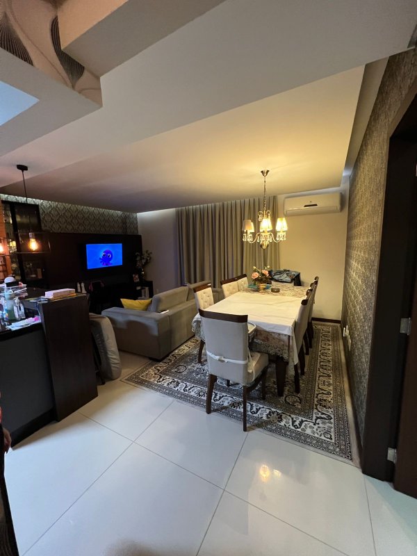 APARTAMENTO MOBILIADO DE 1 SUÍTE MAIS 1 DORMITÓRIO NO CENTRO - Brusque - 
