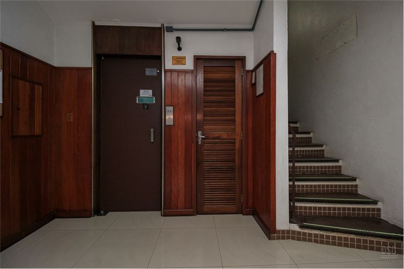 Apartamento SCDE 194 Apto 610371018-1 2 dormitórios 77m² Dona Eugênia Porto Alegre - 