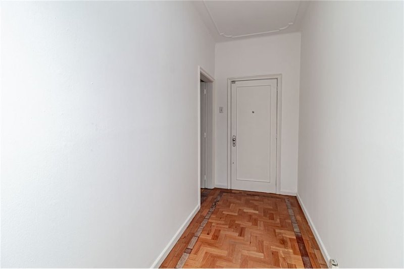 Apartamento AGPJ 323 Apto 612491004-49 4 dormitórios 185m² Germano Petersen Júnior Porto Alegre - 