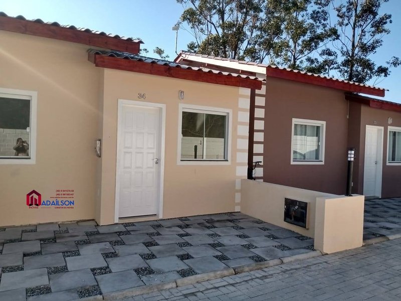 Casa 2 dormitórios a venda no condomínio Ondas Residence Club Floripa SC R$ 220.000  Florianópolis - 