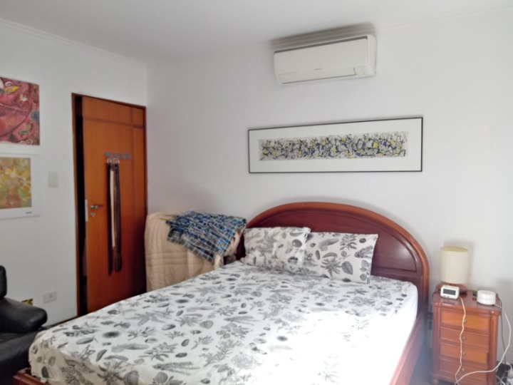 Casa com 3 dormitórios excelente localização próximo à Cerro Corá Rua Camburiú São Paulo - 