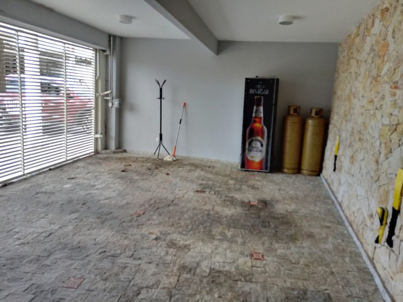 Casa com 3 dormitórios excelente localização próximo à Cerro Corá Rua Camburiú São Paulo - 