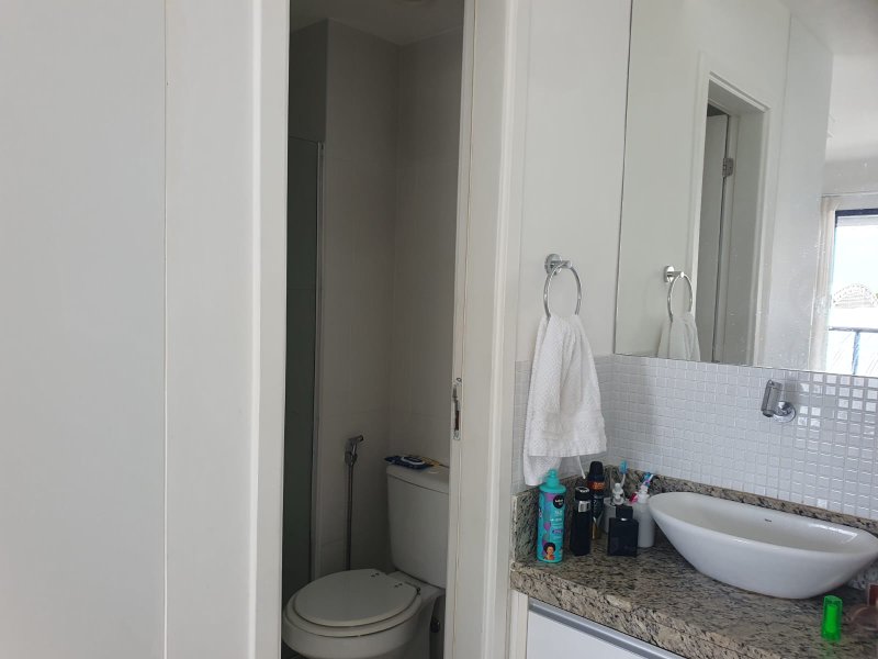APARTAMENTO QUARTO E SALA VARANDA ELEVADOR PISCINA ACADEMIA GARAGEM LOCAÇÃO NA BARRA!!! Rua Cesar Zama Salvador - 