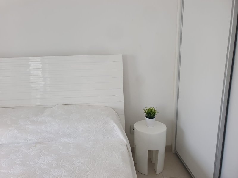 APARTAMENTO QUARTO E SALA VARANDA ELEVADOR PISCINA ACADEMIA GARAGEM LOCAÇÃO NA BARRA!!! Rua Cesar Zama Salvador - 