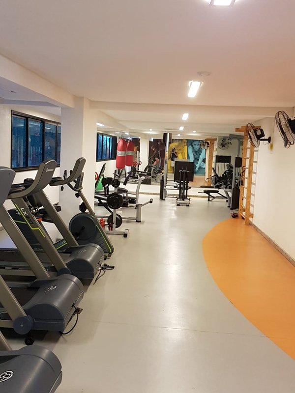 APARTAMENTO QUARTO E SALA VARANDA ELEVADOR PISCINA ACADEMIA GARAGEM LOCAÇÃO NA BARRA!!! Rua Cesar Zama Salvador - 