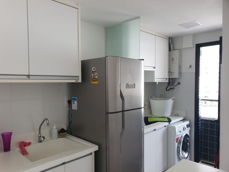 APARTAMENTO QUARTO E SALA VARANDA ELEVADOR PISCINA ACADEMIA GARAGEM LOCAÇÃO NA BARRA!!! Rua Cesar Zama Salvador - 