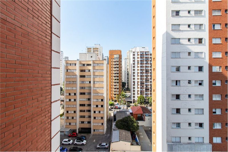 Apartamento a venda em Moema Inhambú São Paulo - 