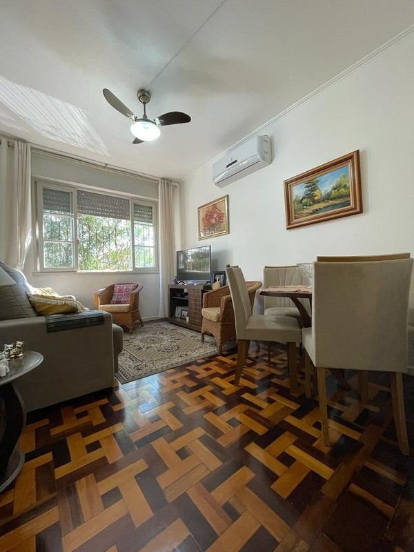 Apartamento com 3 dormitórios prox á Praça da Encol Jaime Telles Porto Alegre - 