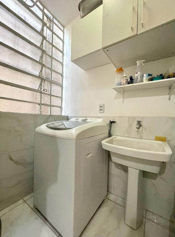 Apartamento com 3 dormitórios prox á Praça da Encol Jaime Telles Porto Alegre - 