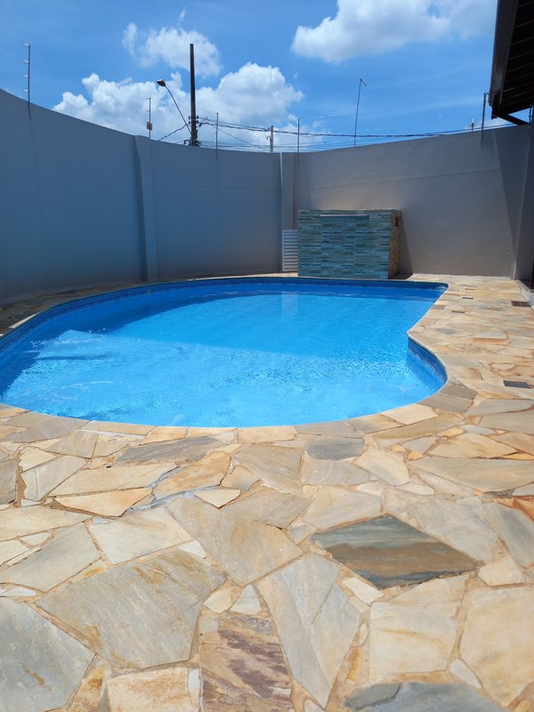 Casa de esquina no Bairro Dr. Laurindo, com piscina - Uma Oportunidade Única!  Tatuí - 
