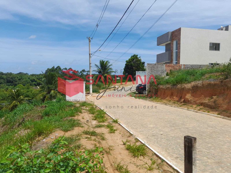 Terreno em condomínio em Lauro de Freitas  (INDISPONÍVEL) Rua Jurema Lauro de Freitas - 