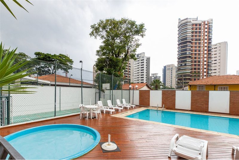 Apartamento no Campo Belo com 140m² Cataguaz São Paulo - 