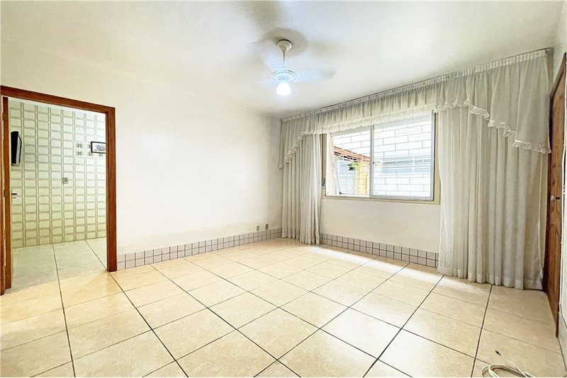 Apartamento de 2 dormitório á 750m do Bourbon Shopping Wallig Adão Baino Porto Alegre - 