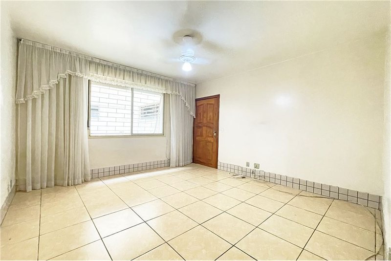 Apartamento de 2 dormitório á 750m do Bourbon Shopping Wallig Adão Baino Porto Alegre - 