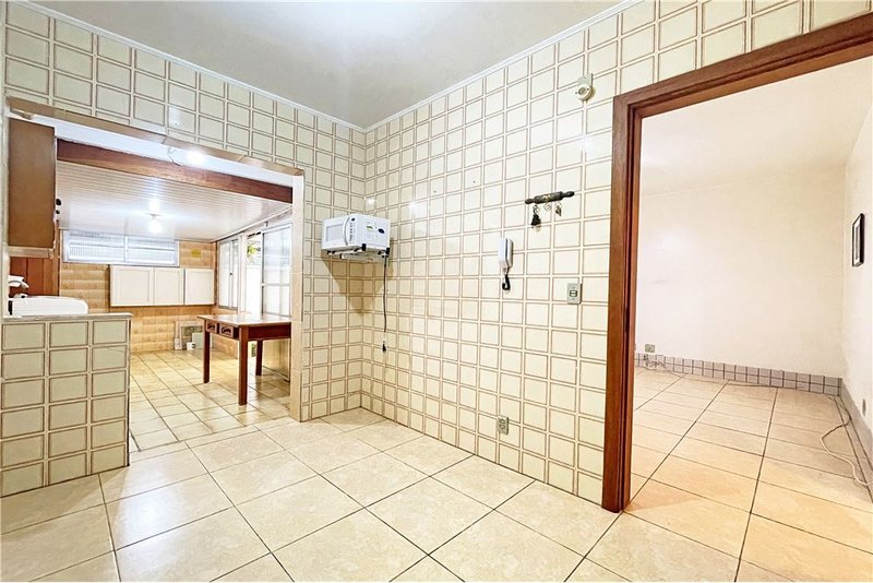 Apartamento de 2 dormitório á 750m do Bourbon Shopping Wallig Adão Baino Porto Alegre - 